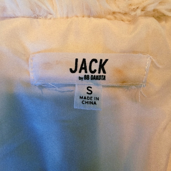 Jack by BB Dakota Cream Faux Fur Vest Women's Small - Picture 6 of 6